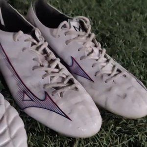 Mizuno Alpha Elite Used Size 9.5 (Women's 10.5) fg Cleats